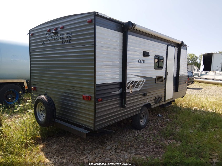 2019 KEYSTONE ZINGER auction photo 4