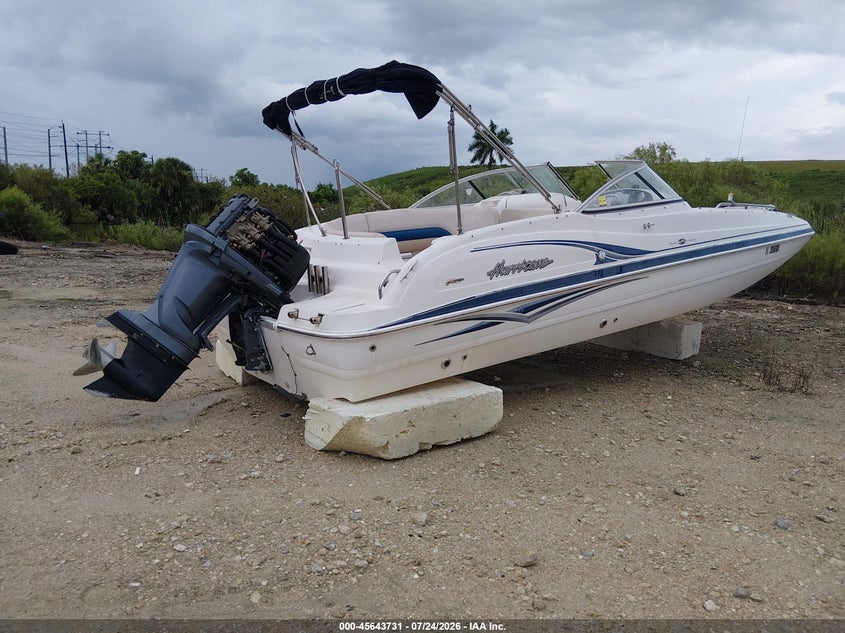 2004 HURRICANE 23' auction photo 4
