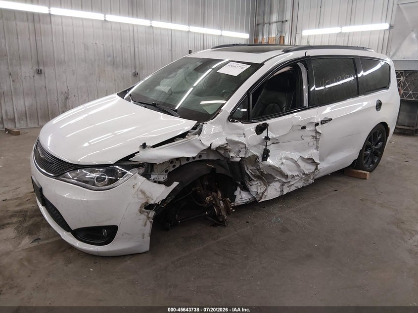 Vin: 2c4rc1ggxjr183177, lot: 46142261, chrysler pacifica limited 20182
