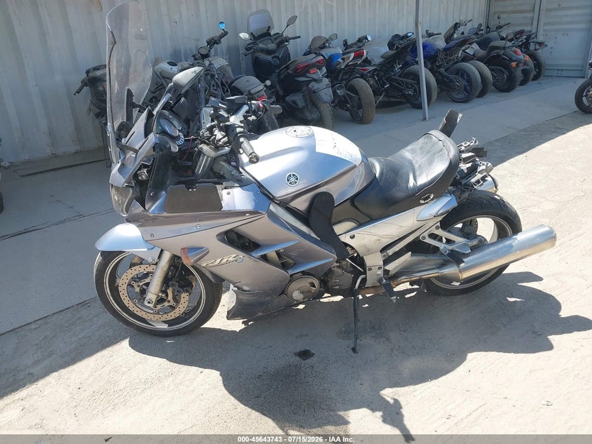2004 Yamaha Fjr1300 VIN: JYARP07Y64A000255 Lot: 45643743