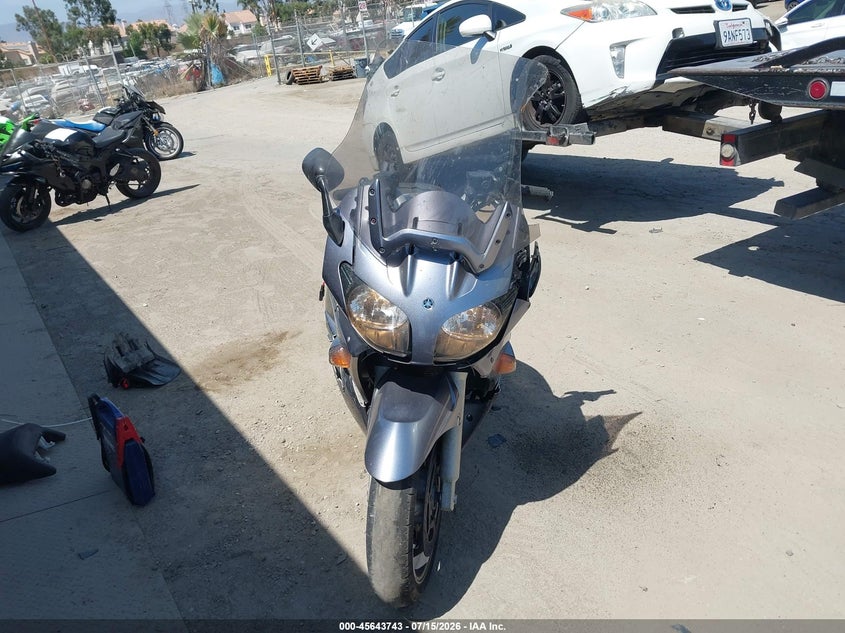 YAMAHA FJR1300 2004