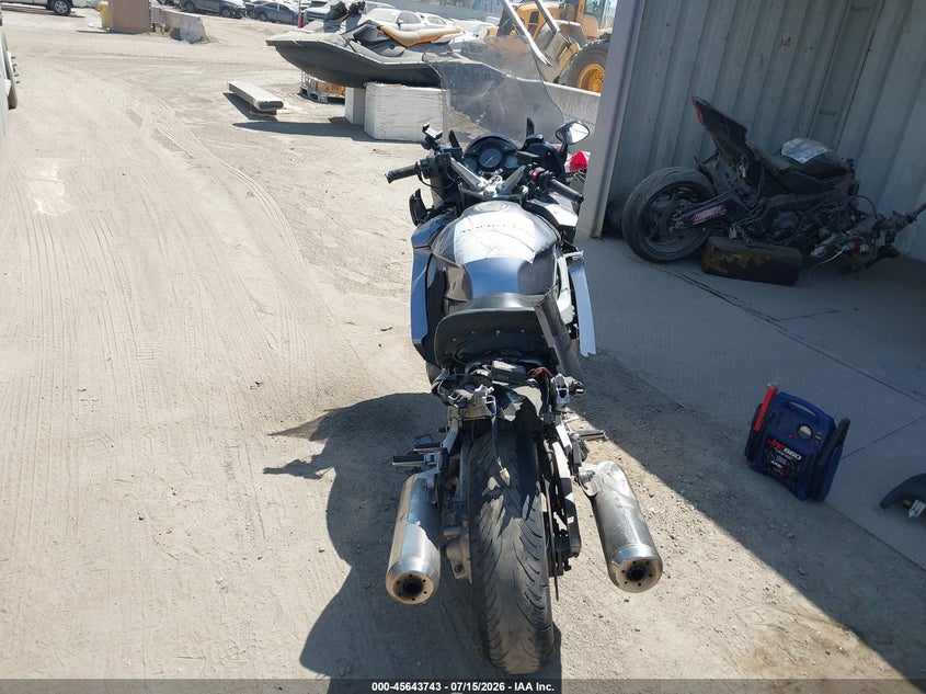 2004 YAMAHA FJR1300 auction photo 6