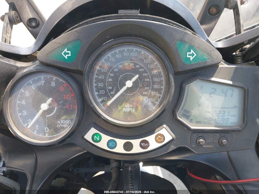 2004 YAMAHA FJR1300 auction photo 7