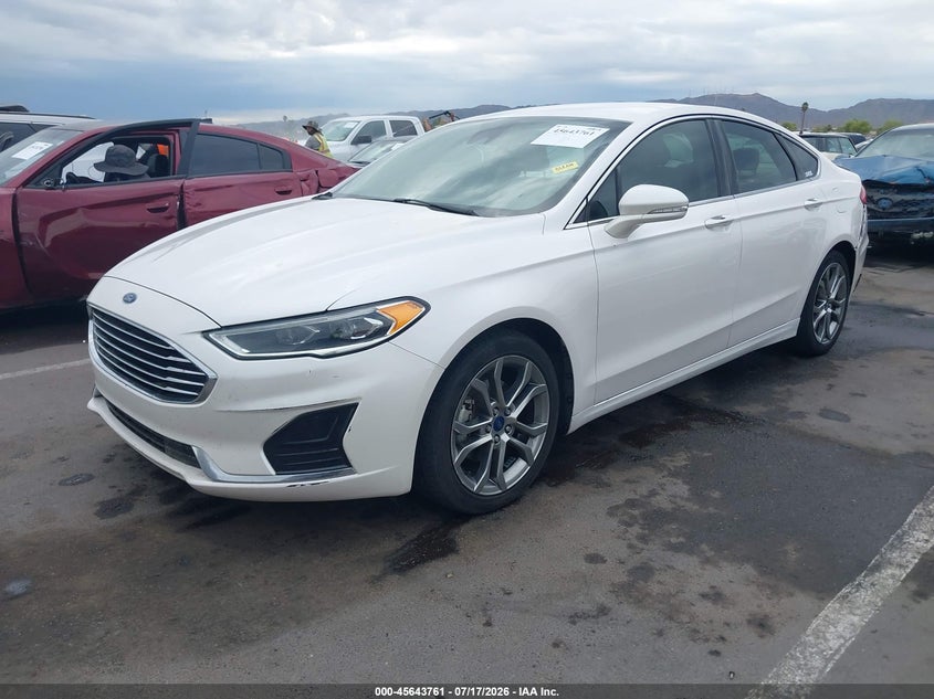 2019 FORD FUSION auction photo 2