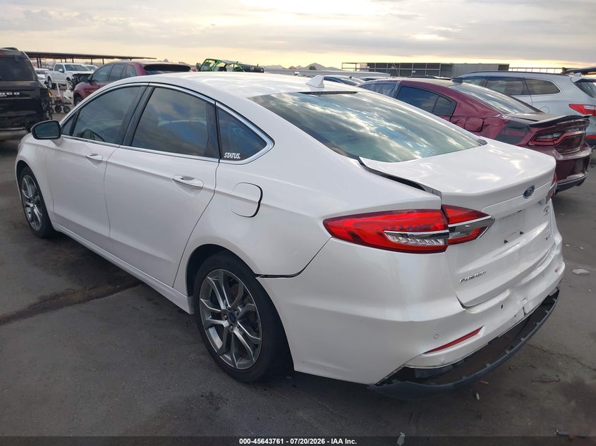2019 FORD FUSION auction photo 3
