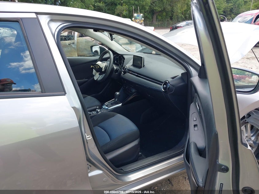 2016 SCION IA auction photo 5