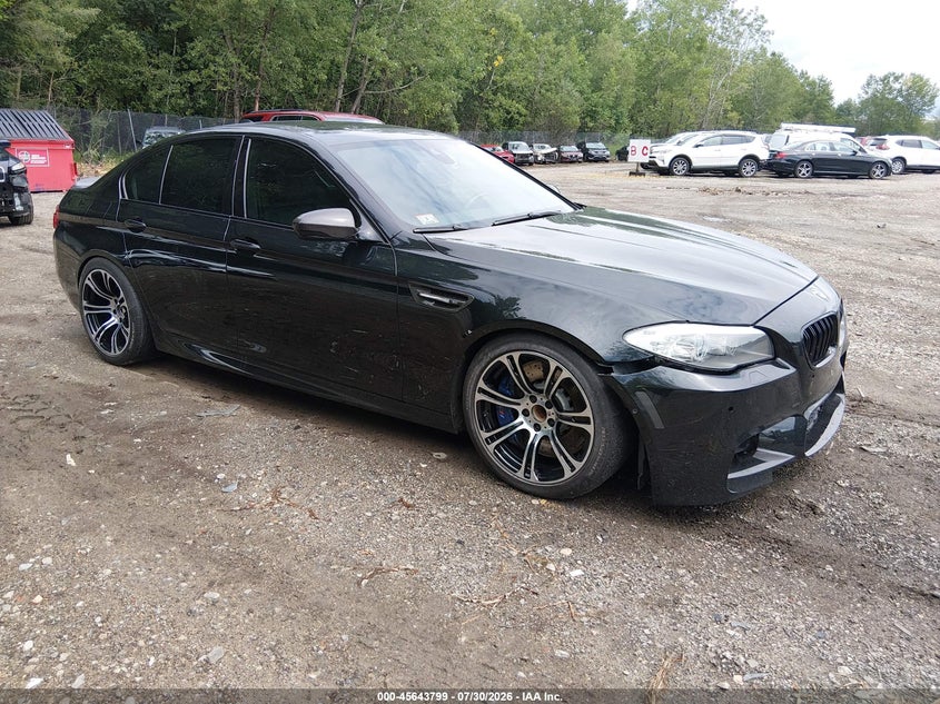 2013 BMW M5 auction photo 1