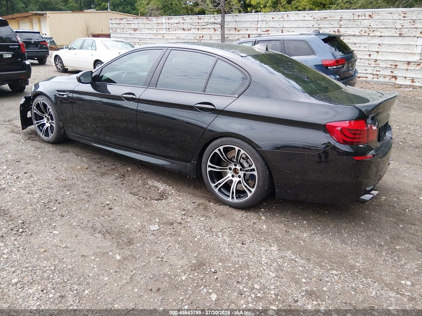 2013 BMW M5 auction photo 3