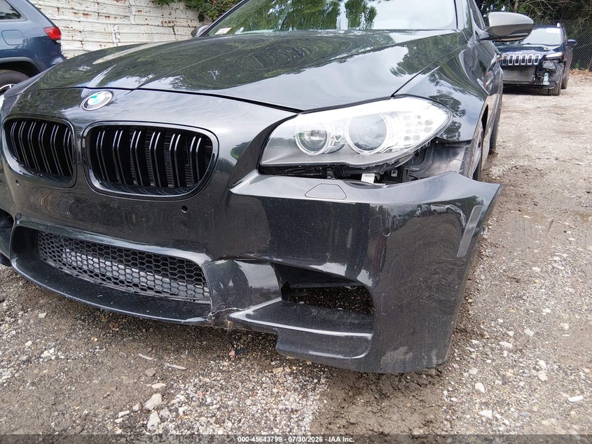 2013 BMW M5 auction photo 6