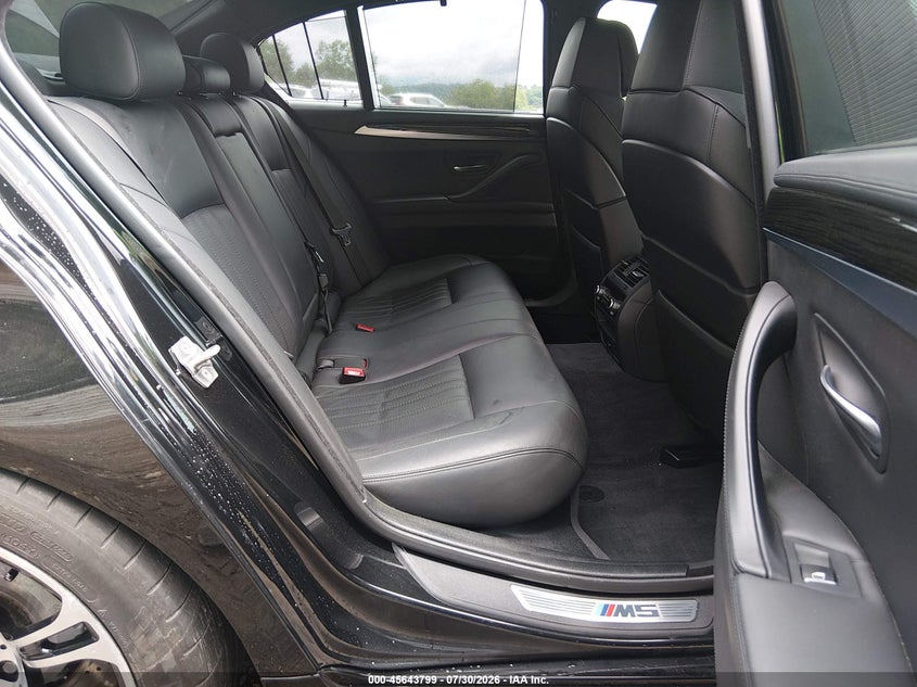 2013 BMW M5 auction photo 8