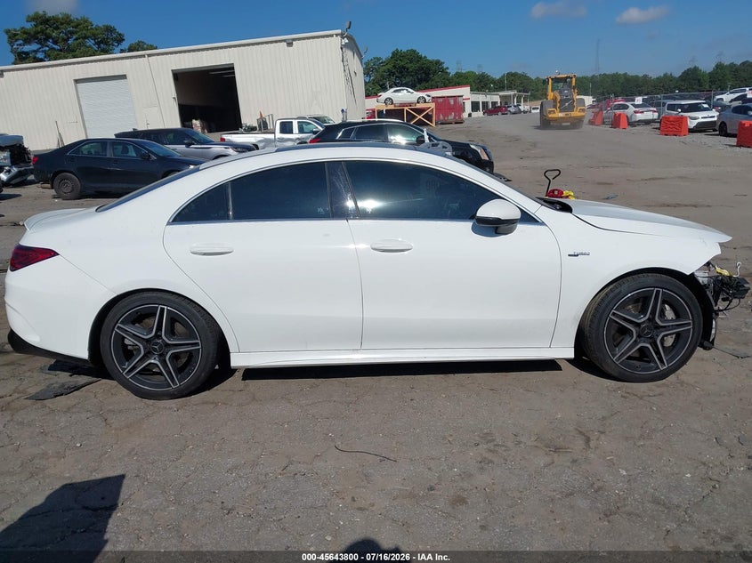 MERCEDES-BENZ AMG CLA 35 - zdjęcie 14