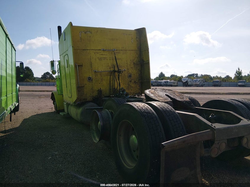 2001 PETERBILT 379 auction photo 3