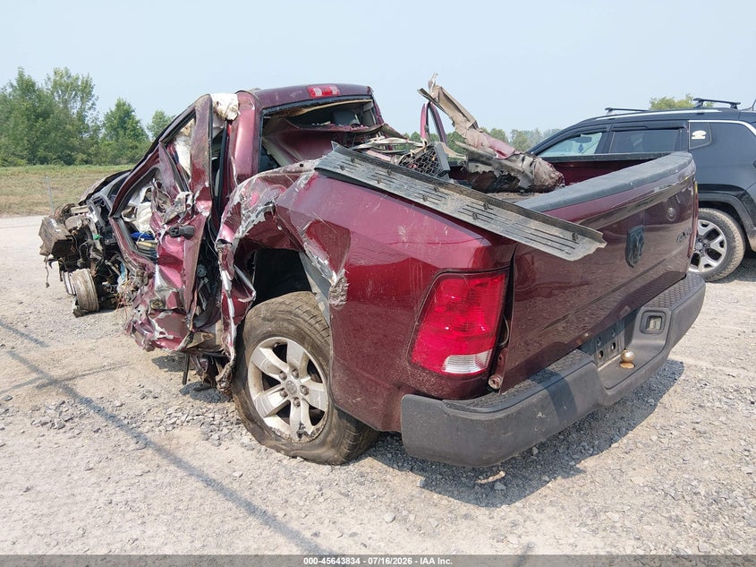 Vin: 1c6rr7fg5hs702705, lot: 46142357, ram 1500 express  4x4 6'4 box 20173