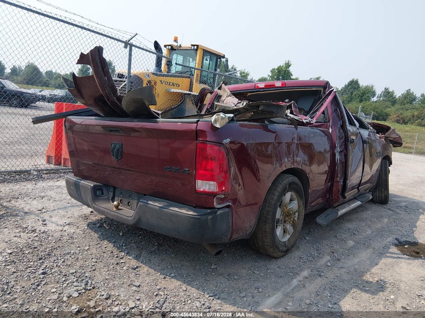 Vin: 1c6rr7fg5hs702705, lot: 46142357, ram 1500 express  4x4 6'4 box 20174