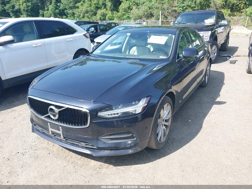 2017 VOLVO S90 auction photo 2