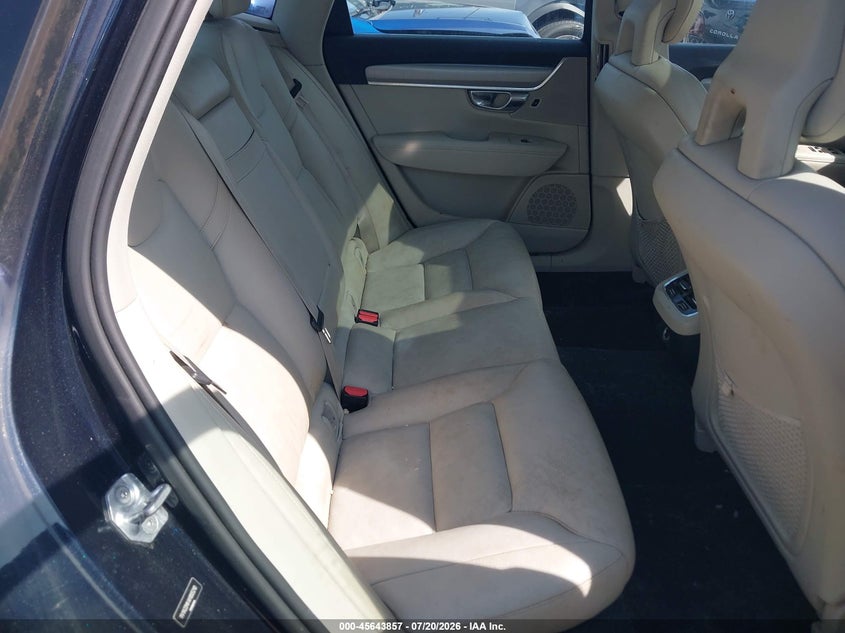 2017 VOLVO S90 auction photo 8