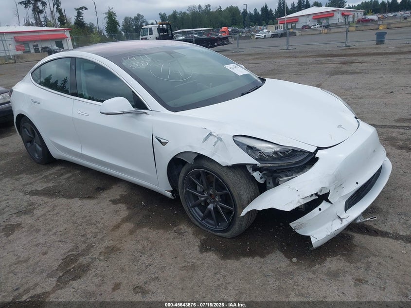 2018 Tesla Long Range/performance