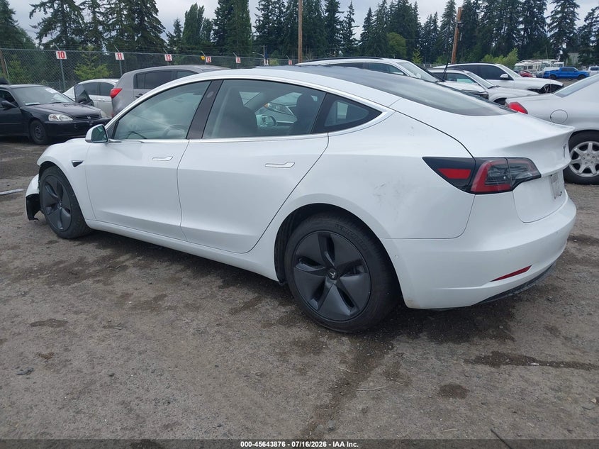 2018 TESLA MODEL 3 auction photo 3