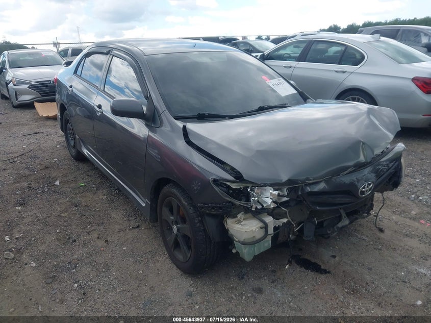 2013 TOYOTA COROLLA auction photo 1