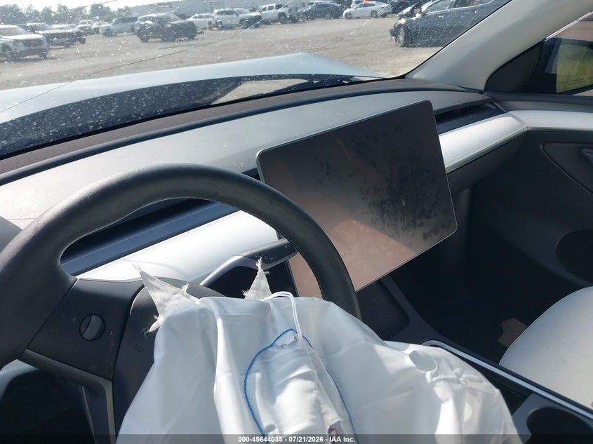 2024 Tesla Model Y Performance Dual Motor All-Wheel Drive VIN: 7SAYGDEF0RF052491 Lot: 45644035