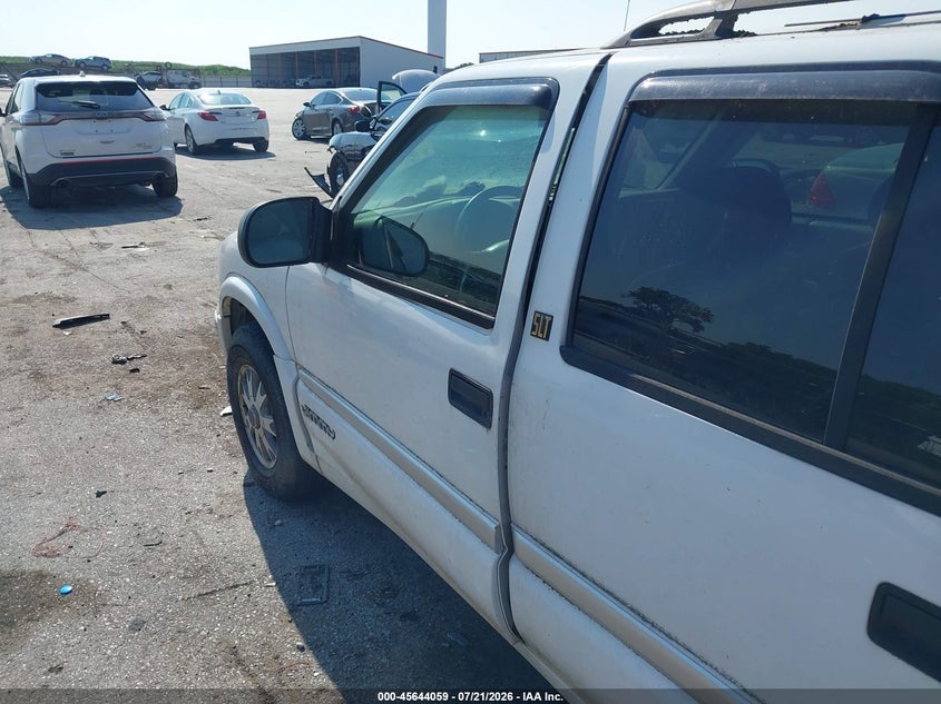 2000 GMC Jimmy Slt VIN: 1GKDT13W2Y2394667 Lot: 45644059