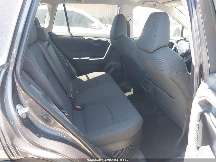 AtlanticExpress - Toyota RAV4 Hybrid