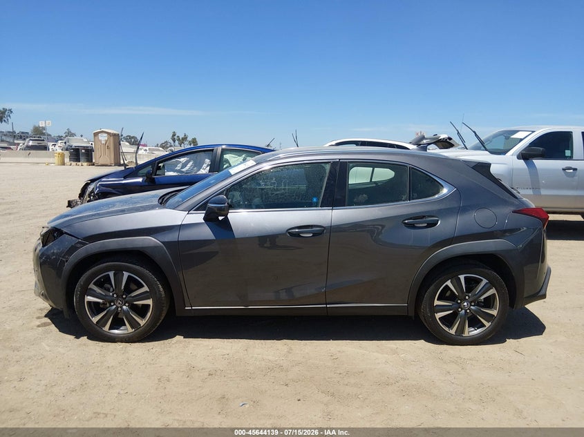 AtlanticExpress - Lexus UX 200