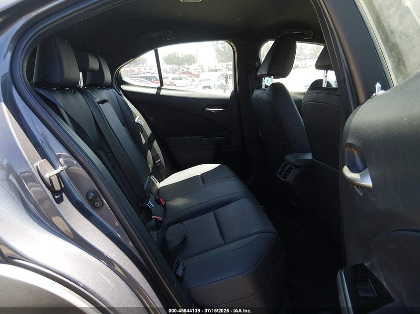 2022 LEXUS UX 200 auction photo 8
