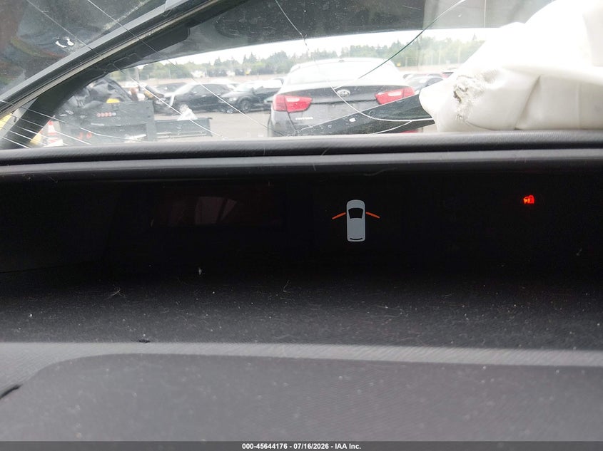 TOYOTA PRIUS C - zdjęcie 7