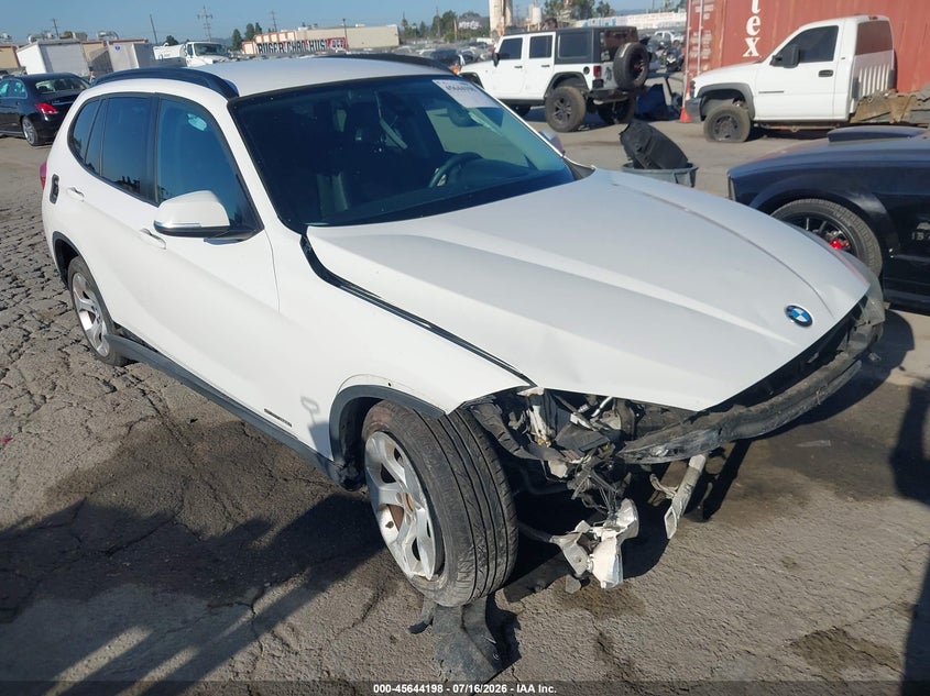 Vin: wbavm1c52evw53380, lot: 46142721, bmw x1 sdrive28i 2014 img_1