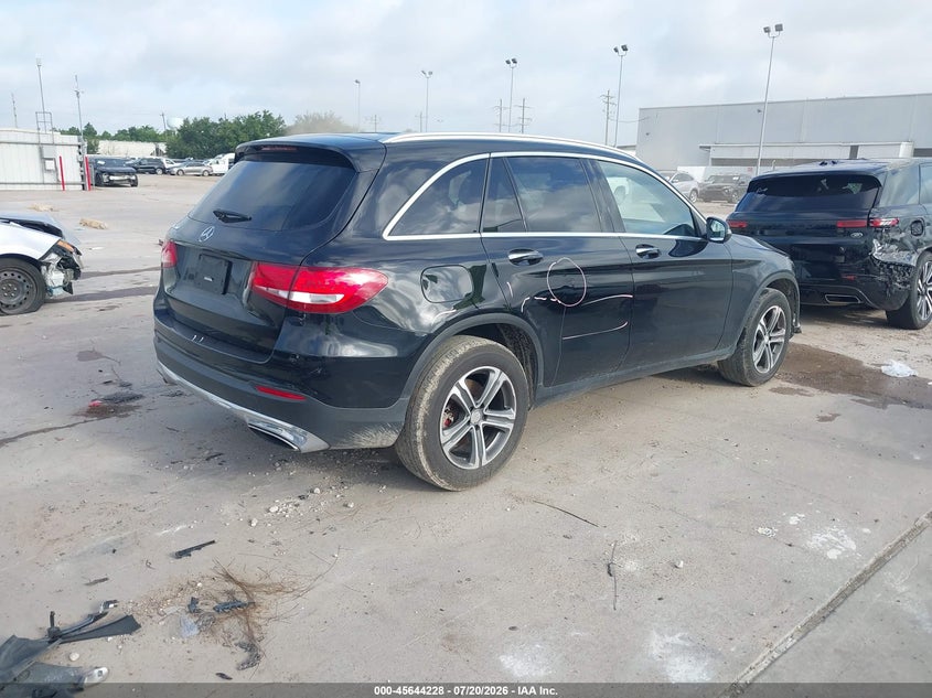 MERCEDES-BENZ GLC 300 - zdjęcie 4