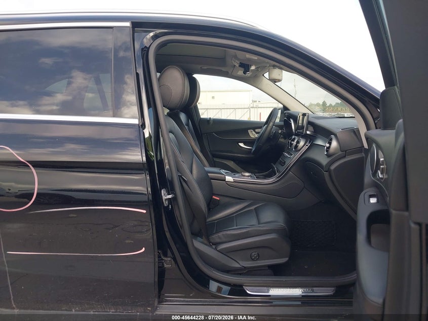 MERCEDES-BENZ GLC 300 - zdjęcie 5