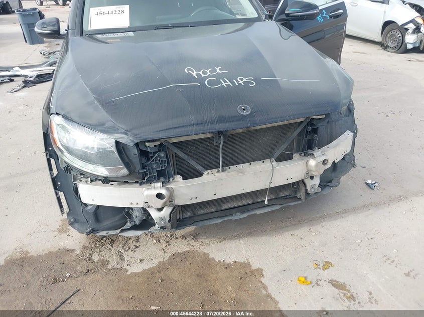 MERCEDES-BENZ GLC 300 - zdjęcie 6