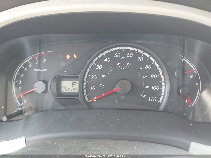 2011 TOYOTA SIENNA auction photo 7