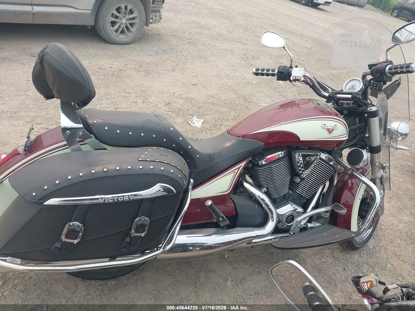 2013 Victory Motorcycles Cross Roads Classic VIN: 5VPBW36N3D3015884 Lot: 45644239