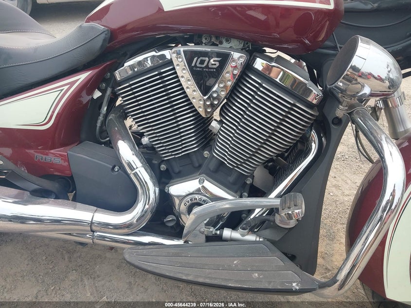2013 VICTORY MOTORCYCLES CROSS ROADS auction photo 8