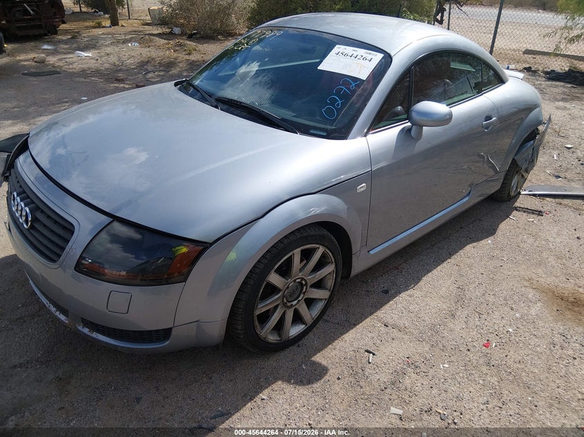 2002 AUDI TT auction photo 2