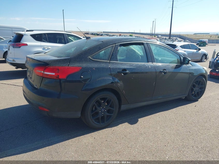 2016 FORD FOCUS auction photo 4