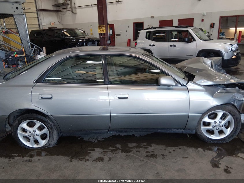 2001 Lexus Es 300 VIN: JT8BF28G910333141 Lot: 45644341