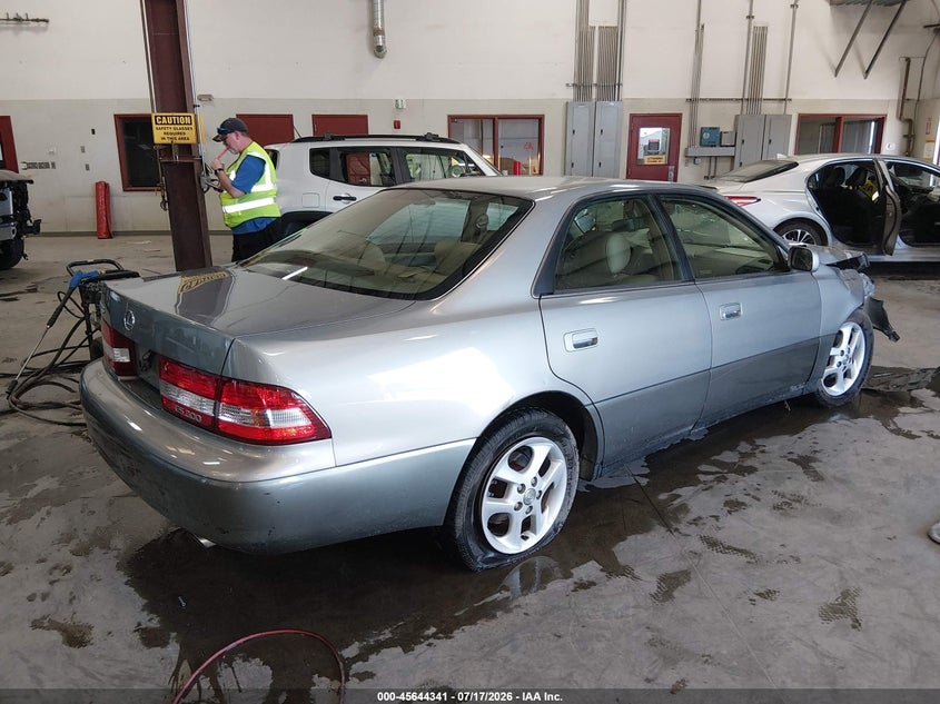 2001 Lexus Es 300 VIN: JT8BF28G910333141 Lot: 45644341