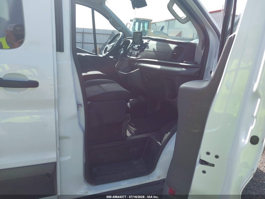 2020 FORD TRANSIT-150 PASSENGER VAN auction photo 5