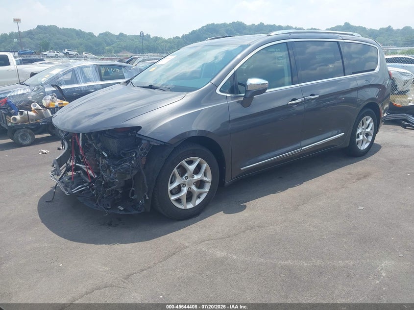 2020 Chrysler Pacifica Limited VIN: 2C4RC1GG2LR109304 Lot: 45644408