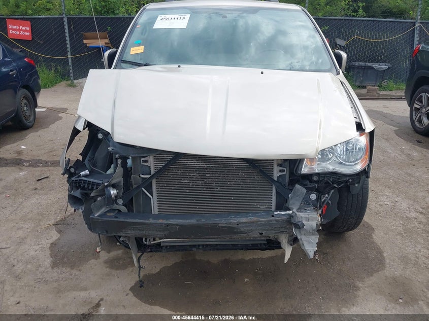 2012 Chrysler Town & Country Touring VIN: 2C4RC1BG2CR237615 Lot: 45644415