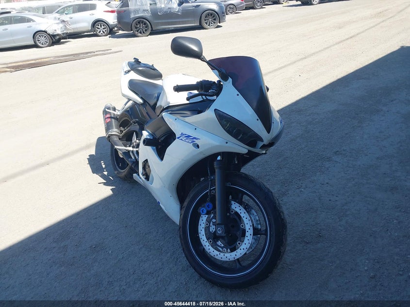 2007 YAMAHA YZFR6 auction photo 1