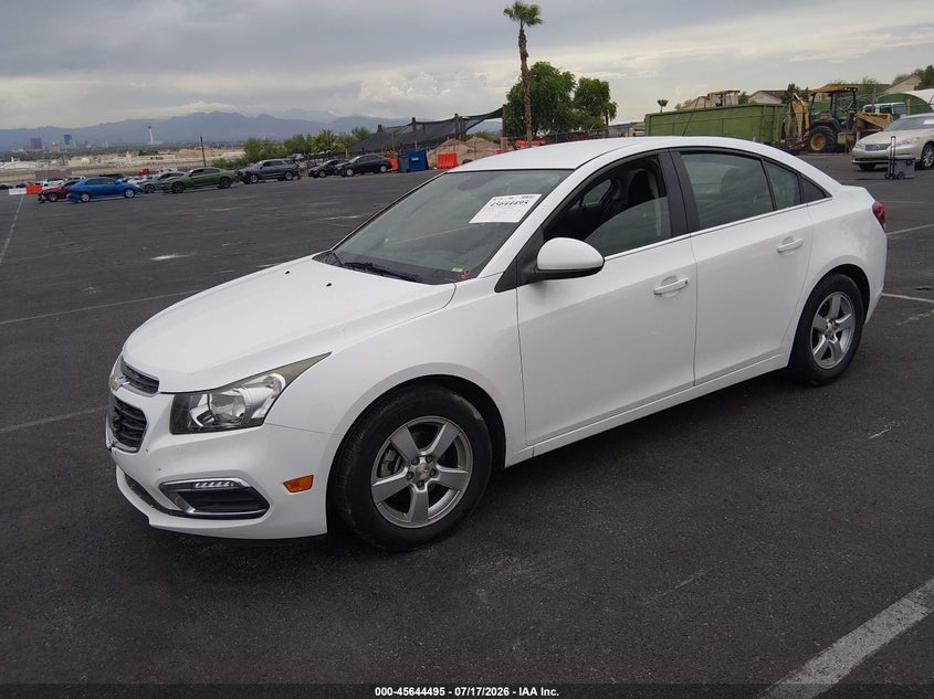 2016 CHEVROLET CRUZE LIMITED auction photo 2