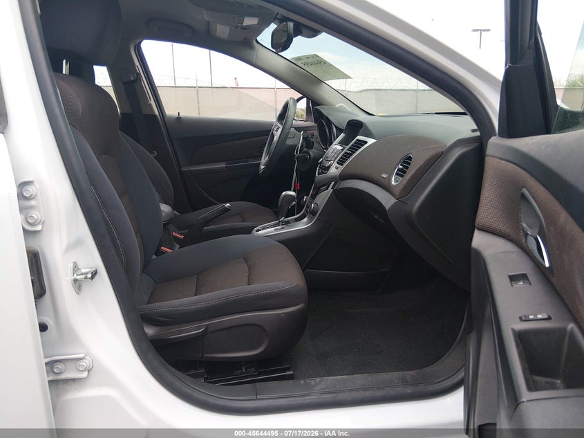 2016 CHEVROLET CRUZE LIMITED auction photo 5