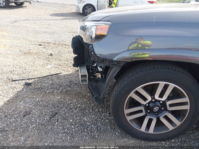 2022 Toyota 4Runner Limited VIN: JTEDU5JR1N5264110 Lot: 45644534