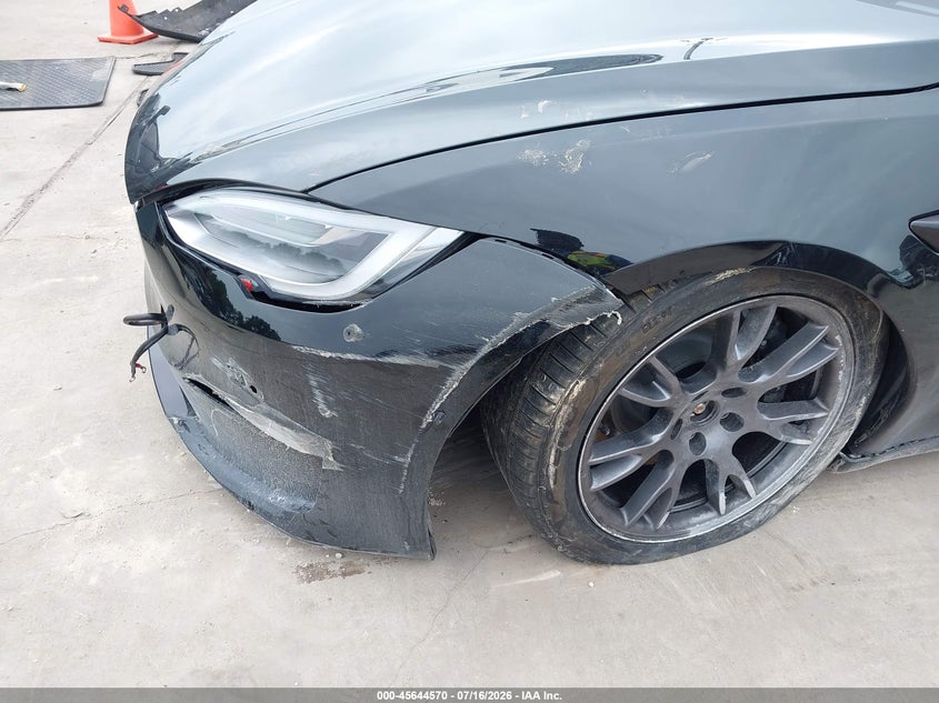 2022 Tesla Model S Plaid Tri Motor All-Wheel Drive VIN: 5YJSA1E60NF462530 Lot: 45644570