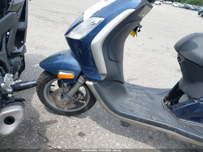 2010 Piaggio Fly 50 VIN: ZAPC446B6A4000109 Lot: 45644585