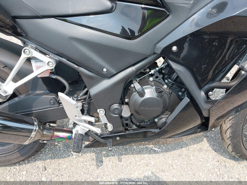2016 Honda Cbr300 R VIN: MLHNC5107G5200196 Lot: 45644616
